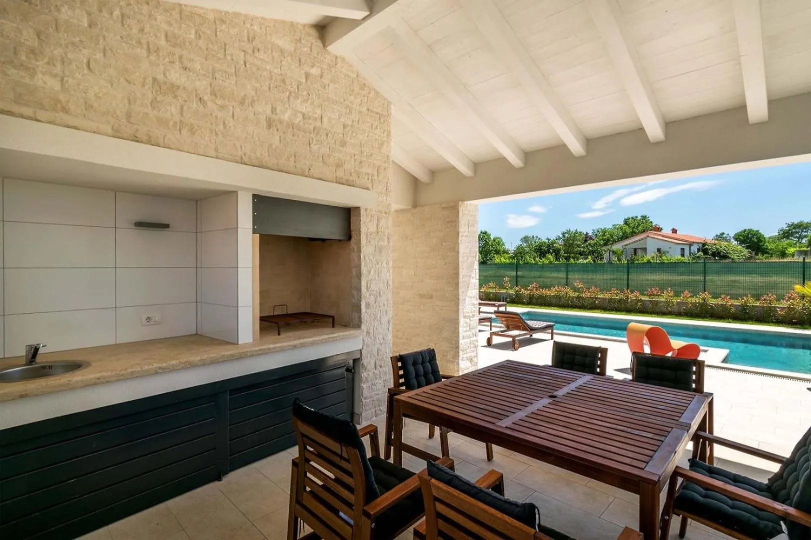 Villa Jan Valbandon 0*,  Croatia